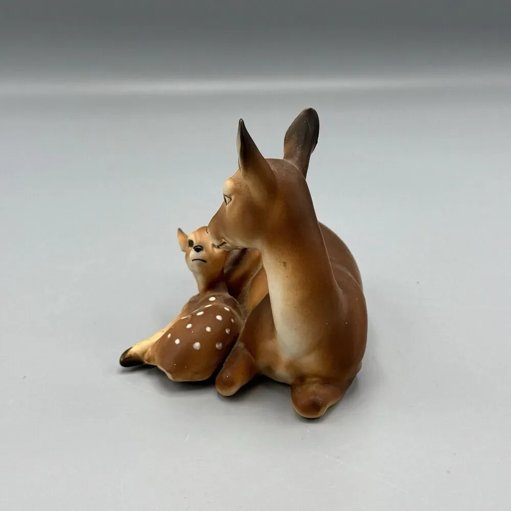 Vintage Norcrest Japan Porcelain Doe And Fawn Ceramic Figurine Deer A-56 Kitschy - Picture 4 of 11